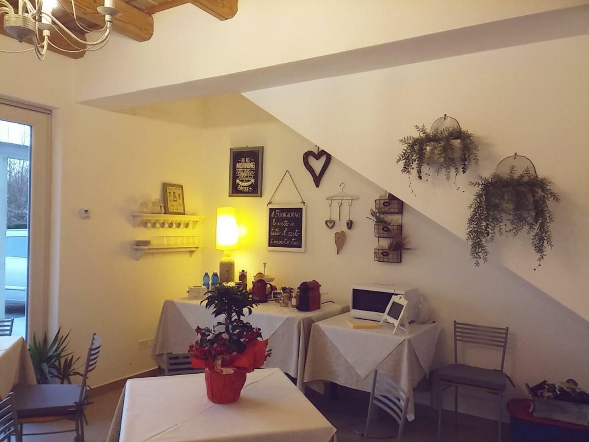 Bed & Breakfast Honey Farm *