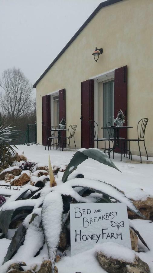Honey Farm Bed & Breakfast *